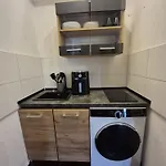 Modern Black In Center Appartamento *